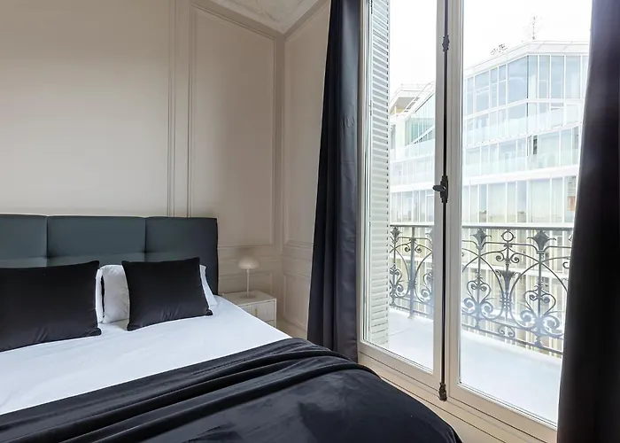 Апартаменты Eiffel View - Chic 1br - Palais Des Congres