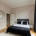 Cosy 1br - Sleeps 5 - Arc De Triomphe