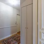 Cosy 1br - Sleeps 5 - Arc De Triomphe 아파트