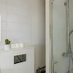 Cosy 1br - Sleeps 5 - Arc De Triomphe 아파트