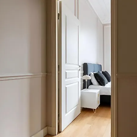 Apartman Eiffel View - Elegant 1Br - Terrace *